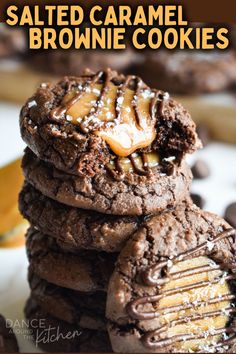 stack of salted caramel brownie cookies; the top cookie with a bite out of it and caramel oozing out Salted Caramel Brownie, Healthy Foods To Make, Caramel Filling, Salted Caramel Brownies, Cookies Brownies, Best Smoothie Recipes, Caramel Brownies, Caramel Cookies