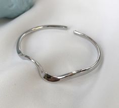 Bracelet Silver Women, Dope Jewelry Accessories, Silver Ring Designs, Dope Jewelry, Funky Jewelry, Jewelry Lookbook, Bling Rings, Silver Shop, Girly Jewelry