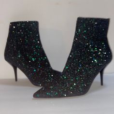 New! With Store Sticker Tag, Top Shop Green And Black Sequin Sparkle Heeled Ankle Booties With Pointed Toe Size 36/Or 5.5 Women Heel Height: 5cm / 2 Inches Made From Structured Fabric With A Sparkly Glitter Covered Upper Pointed Toe Zip Fastening To The Inside Of The Ankle Mid-Height Stiletto Heel Point Toe Boots, Black Sparkly Heels, Black Heeled Ankle Boots, Women Heel, Structured Fabric, Sparkle Heels, Pointed Toe Boots, Toe Boots, Green And Black