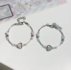 Gelang Manik Couple, Bracelet Ideas For Couples, Couple Beaded Bracelets, Gelang Beads, Bracelets With Charms, Crystal Bead Jewelry, Pretty Jewelry Necklaces