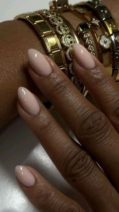 Oval Manicure Ideas, Summer Transition To Fall Nails, Oval Nails Black Women, Clean Almond Nails, Clean Aesthetic Nails, Almond Biab Nails, Almond Style Nails, Black Comedy Movies, Painted Nails Ideas