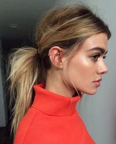 10 ideias de penteados podrinhos para testar no próximo evento - Guita Moda Top Hairstyles, Hair Styles 2017, Olivia Palermo, Good Hair Day, Hair Envy, Hairstyles For School, Messy Hairstyles, Ponytail Hairstyles