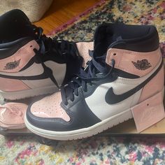 Jordan 1 Retro High Og Women's Bubble Gum Atmosphere. Size Us 8. Excellent Condition (Only Worn 3 Times). Beautiful Shoes! I Love Them, I Just Don't Wear Them. Condition: Like New Make / Manufacturer: Jordan Model Name / Number: Air Jordan 1 Retro High Og Shoes Size / Dimensions: 12.56 X 8.54 X 4.53 Inches Latest Jordans, Jordan 1 Mid White, Jordan 15, Jordan Retro 11, Jordan Ones, Jordan 4s, Jordan Model, Womens Air Jordans, Youth Shoes