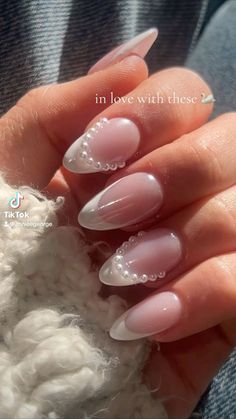 White Chrome Nails With Pearls, Pearl Bead Nails, Pearl Gem Nails, French With Pearls, Pearl Almond Nails, French Nails With Pearls, French Tips With Pearls, Nails With Pearls On Them, Pearl French Tip Nails