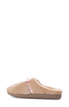 Memory-foam cushioning and arch support define a slipper that's crafted from plush faux-fur for added comfort. Memory foam cushioning Arch support Textile faux-fur upper and lining/synthetic sole Imported Faux Fur Slippers, Fur Slippers, Arch Support, Womens Slippers, Nordstrom Rack, Memory Foam, Faux Fur, Arch, Slippers