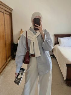 Holiday Outfit Hijab, Old Money Inspo Outfits Women, Hijab Modest Outfits Summer, Outfit Bali, Hijabi Lifestyle, Modest Fall Outfits, Feminine Outfits, Stylish Hijab, Modest Summer Outfits