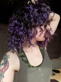 Natural Curly Purple Hair, Short Curly Hair Purple Highlights, Curly Hair Bright Color Ideas, Curly Dyed Hair Purple, Purple Balayage Curly Hair Natural Curls, Vivid Color On Curly Hair, Curly Hair With Purple Tips, Curly Hair Dye Purple, Cute Hair Dye Ideas For Curly Hair Purple