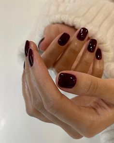 Autumn nails Wine Nails, Maroon Nails, Cherry Nails, Burgundy Nails, Cute Gel Nails, French Tips, Classy Nails, Chic Nails, Square Nails