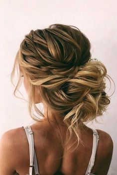 42 Wedding Hairstyles - Romantic Bridal Updos ❤ romantic wedding updos messy bun with bold side dutch braid on blonde hair oksana_sergeeva_stilist #weddingforward #wedding #bride #weddinghair #romanticweddingupdos Medium Wedding, Strapless Dress Hairstyles, Bridal Updos, Hairstyles Theme, Messy Wedding Hair, Bride Updo, Wedding Updos, Wedding Hairstyles Bride, Bridal Hair Updo