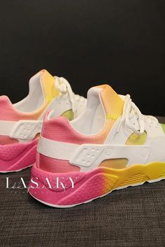 Lasaky - Premium Performance Round-Toed Lace-up Running Shoes with Thick Soles and Vibrant Colors Heels Patterns, Dressing Style, Shoe Insoles, Top Shoes, Running Shoes, Athletic Shoes, Heel Height, Vibrant Colors, Lace Up