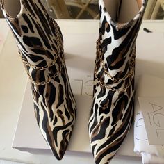 Animal Print Calf Hair Leather Booties With Gold Chain Nib. The Heel Measures Approximately 4 Inches. The Chain Is Also Removable. Fantastic Shoes, Buckle Ankle Boots, Block Heel Ankle Boots, Stylish Boots, Black Boots Women, Leather Block Heels, Black Leather Heels, Hello Beautiful, Calf Hair