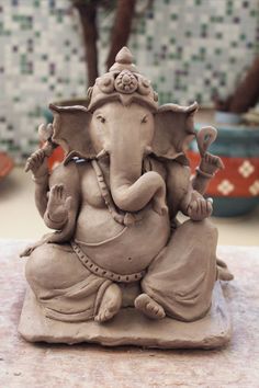 Shadu Mati Ganpati. Fireclay Ganpati Idol. Eco-friendly Ganpati. Mud Ganesha Idol, Mud Ganpati, Mud Clay Modeling Ideas, Ganapati Decorations, Indian Holidays, Ganpati Idol, Pooja Decor