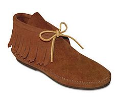 Minnetonka Classic Hardsole Suede Ankle Boots with Fringe Mens Fringe, Fringe Moccasin Boots, Fringe Moccasins, Fringe Shoes, Moccasin Shoes, Fringe Ankle Boots, Minnetonka Moccasins, Moccasins Mens, Moccasin Boots