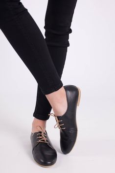 Black Oxford Woman Shoes/Black Leather Shoes/Leather Shoes/Oxford flat Shoes/Flat Shoes/Black Leather Shoes/Unique Shoes/Ties shoes by aeliasandals on Etsy Black Oxfords Womens, Ties Shoes, Flat Shoes Black, Tie Heels, Shoes Oxford, Shoes Unique, Black Oxfords, Oxford Flats, Latest Shoe Trends