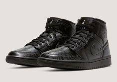 Item : Air Jordan 1 Mid   Style : BQ6472-010   Size: US  5.5W Main Color :  Black Condition: New without box Expedited Shipping: I will ship within 1-2 business days even on Saturdays upon receipt of payment via USPS Priority.  I ship fast!!!  USPS Priority service will arrive 2-3 days within the US upon drop-off at the post office. International Customers: I am participating in the Ebay International shipping program.  When you purchase, I will be shipping to Ebay’s hub where they will forward Womens Air Jordan 1, Womens Air Jordan, Jordan 1 Mid Black, Reebok Princess, Air Jordan 1 Mid Black, Wmns Air Jordan 1, Jordan Model, Nike Air Jordan 1 Mid, Womens Air Jordans