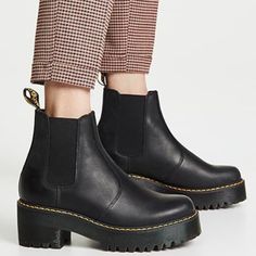 Black Combat Boots, Casual Spring Outfits, Winter Boots, Knee High Boots, Chelsea Boots, Brown Boots, Platform Boots, Ankle Boots, Black Boots, Thigh High Boots, Leather Boots, High Heel Boots, Shoes Everyday