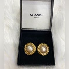 Authentic Vintage Chanel Pearl Gold Tone One Clip Earring Good Vintage Condition With Box Hardware Are In Great Condition Some Pealing On The Pearl Has Stamp On The Back 100% Authentic Guaranteed Chanel Pearl, Clip Earring, Chanel Pearls, Chanel Jewelry, Chanel Paris, The Pearl, Vintage Chanel, Clip On Earrings, Gold Tones