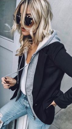 Hoodie Blazer, Blazer Outfits Casual, Casual Chique, Casual Outfit Inspiration, Blazer Outfit, Hoodie Outfit, Cara Delevingne