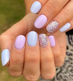 𝗕𝗬 𝗦𝗔𝗥𝗔𝗛 💖 on Instagram: "Super Sweet 🍬🍬🍬 @magpie_beauty Bon Bon & Pearls A Singer with Roxie glitter 🪩" Pastel Purple Nails With Glitter, Magpie Nails, Magpie Glitter Nails, Blue And Purple Glitter Nails, Glitter Nails Diy, Pink Purple Sparkle Nails, Blue Purple Sparkle Nails, Glitter Gel Nails, Gel Nails Diy