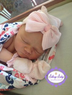 Newborn girl hospital hat, newborn baby hat, baby beanie, baby hospital hat, baby girl hats, newborn Newborn Girl Hospital, Baby Hospital Pictures, Baby Hospital Hat, Baby Hospital Bag, Girl Hats, Personalized Baby Hat, Newborn Hospital Hats, Newborn Bows