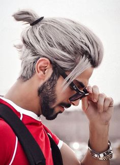 Best Top Knot Hairstyle White Hair Men, Man Bun Hairstyles, Dyed Hair Men, Undercut Long Hair, Glass Font, Mens Hair Colour