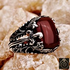 Men's Agate statement ring which will give you a head turning presence. This unique, vintage style, engraved ring has an exquisite design for the polished, refined, and distinguished man. Perfect for casual and formal events, it will make your friends envious as you walk into the room full of confidence and pride and command attention. Looking for a unique, one of a kind GIFT FOR HIM, groomsman gift, father's day gift, teacher day gift? Look no further. This cool gemstone ring is the right answe Mens Ruby Ring, Warrior Ring, Onyx Ring Men, Cabochon Bracelet, Goth Bands, Cool Jewelry, Viking Ring, Engraved Ring, Medieval Jewelry