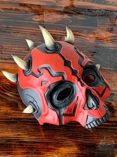 https://www.etsy.com/listing/1197918082/darth-maul-version-2-skull-mask-half?click_key=2203244e197954713e49e7b473837ccd8c199749%3A1197918082&click_sum=2eee6a5e&ref=shop_home_active_3