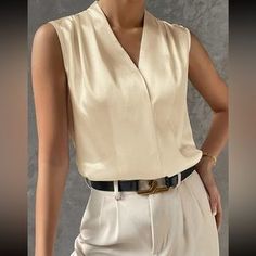 Vintage V-neck Tops For Workwear, Formal Beige V-neck Tops, Beige V-neck Tops For Formal Occasions, Elegant Beige Sleeveless Blouse, Beige V-neck Blouse For Night Out, Classic Beige Top For Party, Y2k Butterfly, Trendy Business Casual, Summer Wedding Guest