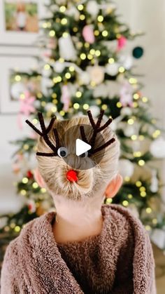 Kalynn Albertson | motherhood + DIY on Instagram: "The cutest Christmas hair! This is so easy, and you’ll likely have most things at home already! I just used hot glue to glue the pom pom and eyes to bobby pins and I twisted pipecleaners together for the antlers 🎅🏼🎄
.
.
.
.
#hairstyles #easyhairtutorial #hairtutorial #kidshair  #holidayhair #christmas #christmashair #christmashairstyle #kidshairstyles #holidayhairstyle #christmastime #momssupportingmoms #momlife" Ballerina Crafts, Elevated Bed Ideas, Wedding Hair With Cathedral Veil, Hair With Cathedral Veil, Veil Updo, Arts And Crafts Activities, Hairstyle Easy, Kitchen Christmas Gifts, Student Christmas Gifts