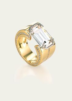 ME GUSTA COMO QUEDA EN EL AIRE Emerald Cut Diamond mounted in 18k Gold by Tamsen Z Modern Diamond Rings, Emerald Cut Diamond Ring, Men Diamond Ring, Fabulous Jewelry, Emerald Cut Diamonds, Fine Rings, Ring Set, Amazing Jewelry