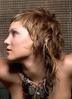 Lady Mullet, Hair Mullet, Shaggy Short Hair, Mullet Haircut, Modern Mullet, Haircut Pictures, Butterworth, Long Hair Pictures, Going Out Hairstyles