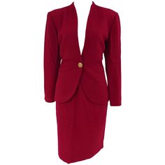 Luisa Spagnoli fucsia wool skirt suit totally made in italy in size 44 Elegant Wool Skirt Suit For Formal Occasions, Elegant Formal Wool Skirt Suit, Elegant Winter Wool Skirt Suit, Elegant Winter Career Skirt Suit, Wool Skirt Suit For Tailoring, Elegant Red Formal Skirt Suit, Tailored Wool Skirt Suit With Long Sleeve, Wool Skirt Suit With Long Sleeves For Office, Vintage Skirt Suit