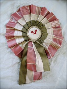 . Head Peice, Fabric Rosette, Patriotic Dresses, Handmade Inspiration, Medal Of Honor, Small Sewing Projects, Antique Fabrics