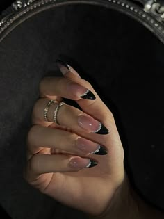 Paznokcie Hello Kitty, Black Almond Nails, Maquillage On Fleek, Black Acrylic Nails, Nagel Tips, Smink Inspiration, Her Nails