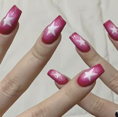 nails, nails inspo, star nails, stargirl nails, stargirl aesthetic, aura nails, pink nails, fashion outfits, fashion nails, Aura Nails Pink, Ig Feed Aesthetic, Stargirl Makeup, Stargirl Nails, Clothes 2000s, Aesthetic Aura, Stargirl Aesthetic, Acubi Fashion, Aura Nails