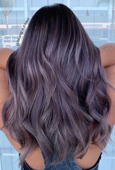 Hair Colors For Blue Eyes, Brown Hair Trends, The Best Hair Color, Hair Dye Tips, Best Hair Color, Hair Color Underneath, Hair Color Streaks, Brown Hair Color