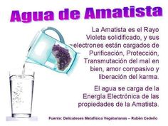 Agua de amatista Kundalini Yoga, Rocks And Gems, Spiritual Life, Energy Crystals, Scrapbook Albums, Crystals Minerals