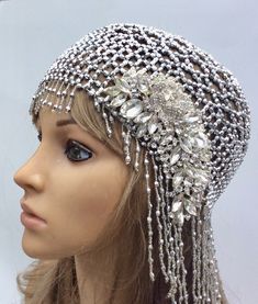 Stunning example of art deco jewelry at it's finest. Very reminiscent of Great Gatsby, Downton Abbey era. Gatsby Headpiece, Flapper Hat, Retro Wedding, Roaring 20s, Cloche Hat, Deco Jewelry, Great Gatsby, Downton Abbey, Evening Clutch Bag