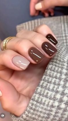 25 Stunning Short November Nails Ideas for a Stylish Look November Nail Trends 2023, Short Classy Nails Fall, Short Square Fall Nails 2023, Short Squoval Acrylic Nails Fall, Fall Nails 2023 Short, Fall Nails 2023 Color Trends Short Square, Short Fall Nails 2023, Novemember Nails, Otoño Nails