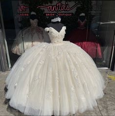 White Quince Dress, Baby Blue Quinceanera Dresses, White Quince Dresses, Champagne Quinceanera Dresses, White Quinceanera Dresses, Quinceanera Dresses Gold, Sweet 16 Dress, 15 Dresses Quinceanera