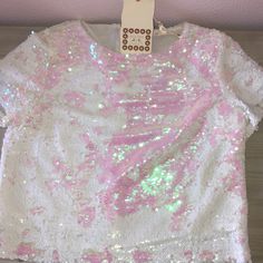 New With Tags!!! Spring White Sequined Tops, White Sequined Tops For Spring, Chelsea, Violet, Color White, Womens Tops, Tags, Women's Top, Women Shopping