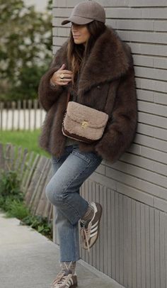 Winter Inspo, Fashion Mistakes, Coat Outfits, Style Mistakes, Winter Looks, Fall Winter Outfits, Naples, Your Image