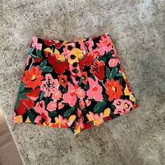 Nwt Zara Floral Print High Waist Button Front Shorts W/ Pockets Small Retail Price $35.90 27” Waist 36” Hips 2.5” Inseam Nwot Never Worn Spring Vacation Shorts With Button Closure, Summer Vacation Shorts With Button Closure, Red Summer Bottoms With Button Closure, Chic Multicolor Floral Print Shorts, Summer Red Bottoms With Button Closure, Chic High Waist Floral Print Shorts, Casual Multicolor Bottoms With Button Closure, Chic High-waisted Floral Print Shorts, Red Button Closure Bottoms For Summer