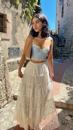 Mode Hippie, Earthy Outfits, Europe Outfits, Skirt And Top, Winter Trends, White Skirt, Mode Inspo, Mode Inspiration, Looks Vintage