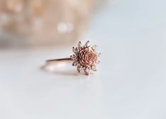 Rose colored glasses & rose shaped rings forever please. 💗 Gold Flower Ring, Ring Hand, Rose Ring, Original Jewelry, Gold Flower, Ring Size Guide, Halo Ring, Valentine Gift, Halo Rings