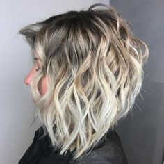 Edgy Bob Haircuts Choppy Layers Medium Length Hairstyles, Ombre Bob Hair, Ombre Bob, Thick Wavy Hair, Haircut Pictures, Wavy Bob, Long Bob Haircuts