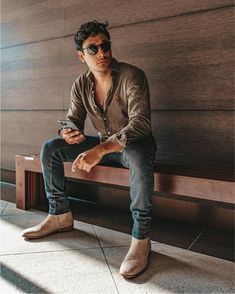 Chelsea Sand by Cinco Studio - Cinco Studio Men Fashion Chelsea Boots, Men In Boots Outfit, Slim Man Outfit, Daddy Outfits Men, Tan Chelsea Boots Outfit Men, Men Chelsea Boots Outfit, Short Person Outfits, Stylish Men Outfits Casual, Suede Chelsea Boots Men Outfit