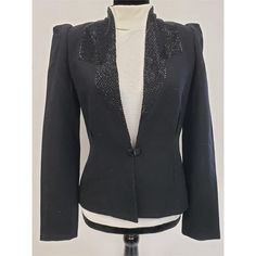 JONATHAN HITCHCOCK FOR REUBEN THOMAS SAKS FIFTH AVENUE Evening Jacket sz 6/ embellished hand beaded wing lapel Saks Fifth Ave Jonathan Hitchcock For Reuben Thomas Jacket, SIze 6 Features: * Embellished lapel Size: Womens 6 Condition: Pre-Owned Good Fitted Embellished Blazer For Workwear, Fitted Outerwear With Embellished Collar For Work, Fitted Embellished Black Blazer, Bellingham Wa, Evening Jacket, Evening Jackets, Womens Blazers, Hand Beading, Saks Fifth