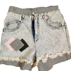 Vintage Deb 1990s High Rise Mom Jean Acid Wash Denim Shorts Womens Size 11 Blue Brand: Deb Made in Indonesia  Size 13/14 - measures best as a size 11 modern sizing  100% cotton  Measurements: Waist: laying flat 15" Inseam: 4 1/2" Front rise: 12 1/2" Pre-owned No defects noted All clothing items have been cleaned in accordance with the platform's policies and specifications. Features:         * High Rise Acid Wash Shorts         * Spring, Summer, Winter, Fall Size: Womens 11 Condition: Pre-Owned Like New Acid Wash Shorts, Jean Vintage, Acid Wash Denim, Mom Jean, High Rise Mom Jeans, Denim Shorts Women, Short En Jean, Summer Winter, Acid Wash