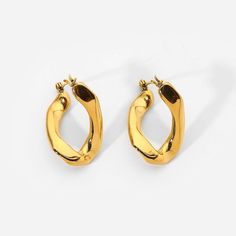 Twisted Hoop Earrings - Women's Earrings - Someone & HerOwn Flat Earrings, Women Gold Jewelry, Thick Gold Hoop Earrings, Thick Gold Hoops, Shaped Hoop Earrings, Twisted Hoop Earrings, Wavy Style, Contemporary Chic, Earrings Women